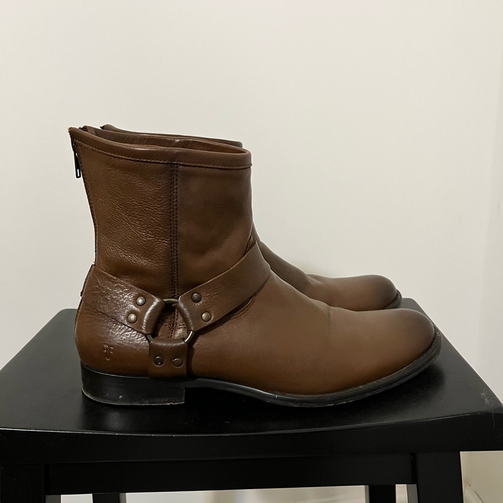 Frye Men Philip Harness Boots Cognac size 9.5